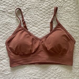 Lululemon ebb to street bra